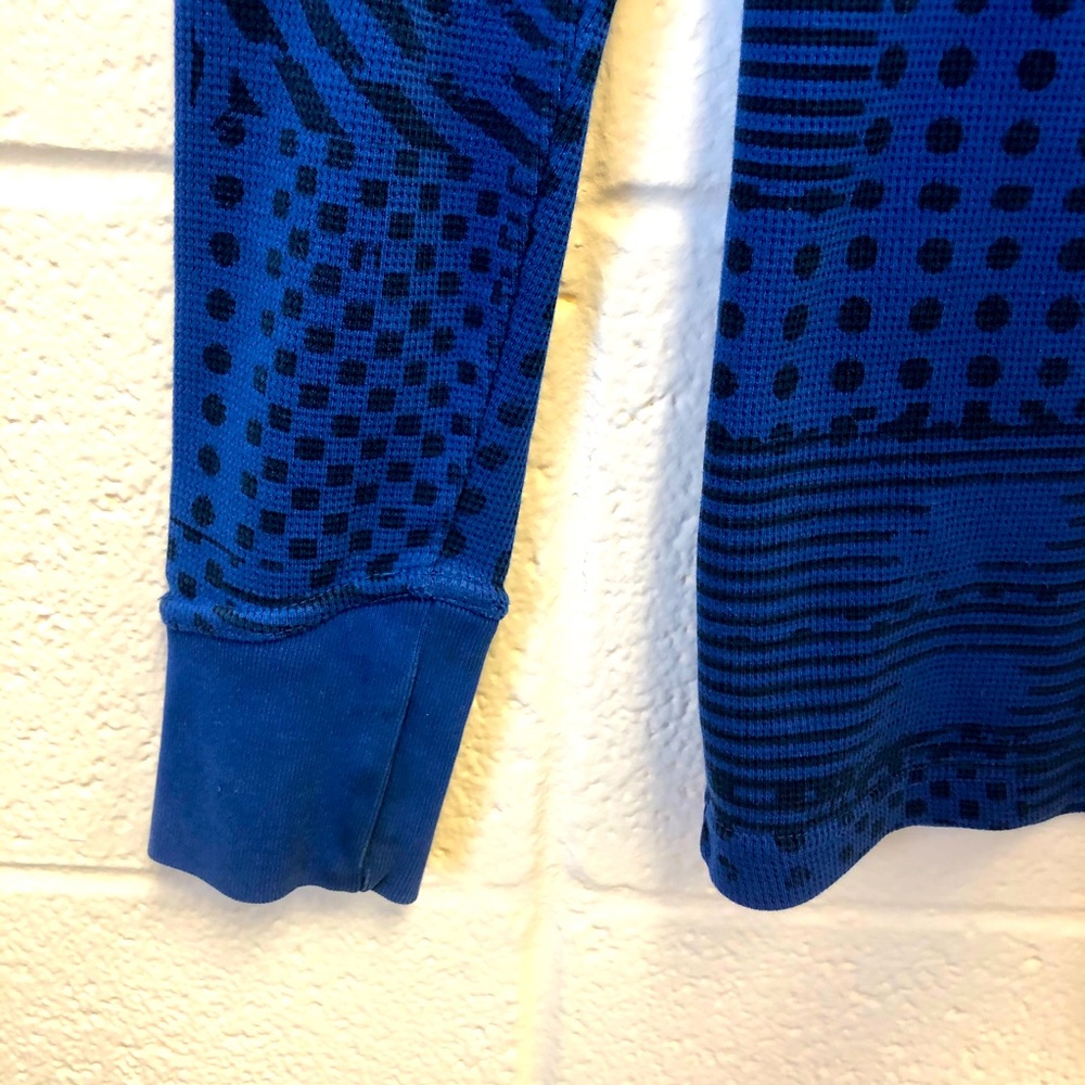 Volcom Blue And Black Patterned Waffle-Knit Pullo… - image 3